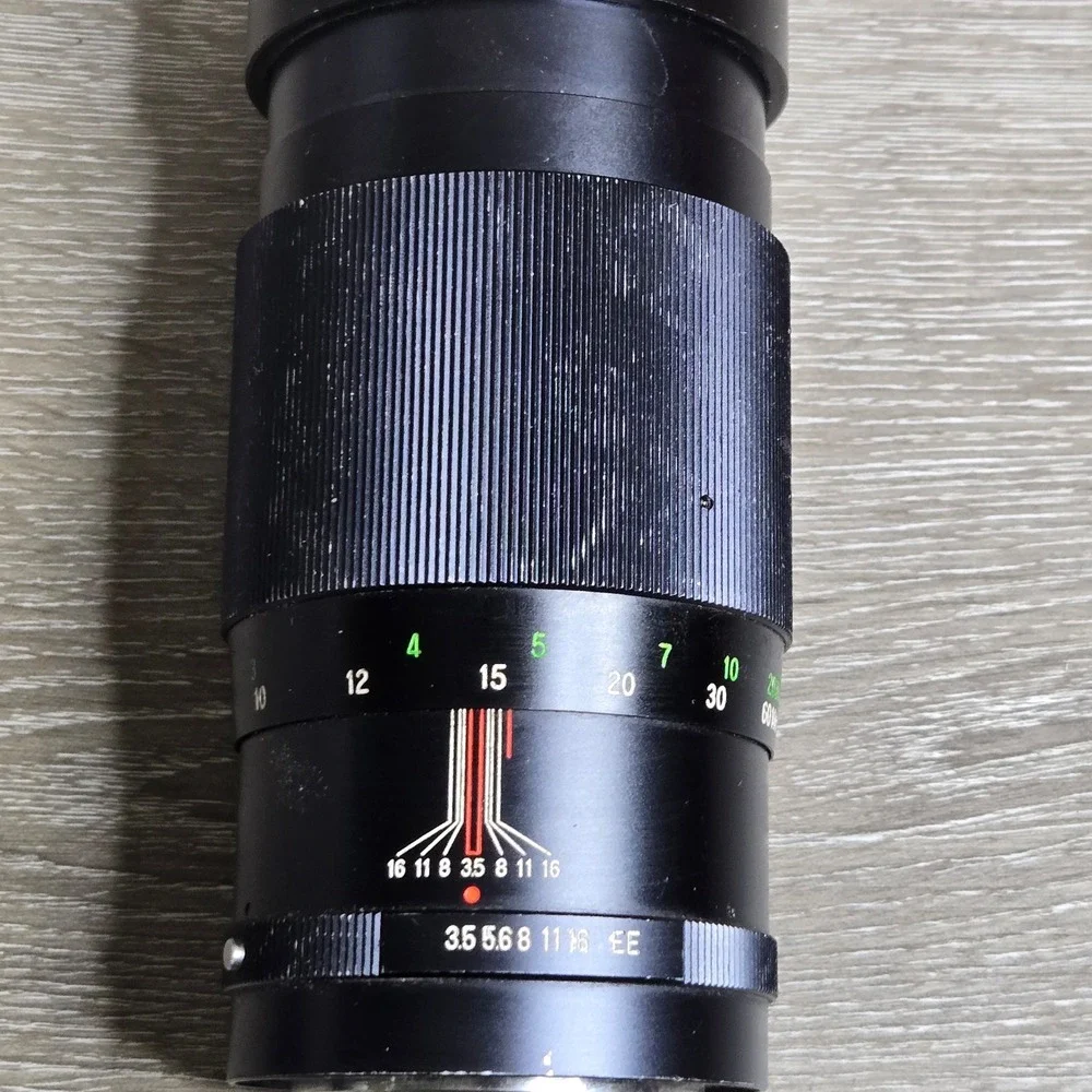 Vivitar 200mm f/3.5 Auto Telephoto Lens Ø62mm MF